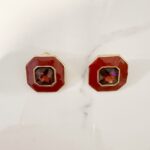 Vintage style earrings warm brown