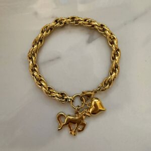 90s style gold charm bracelet , 90s style jewllery , 2000s nostalgia , unique statement jewllery , amazing jewllery brand , greek designers ,