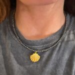 Aida shell charm necklace