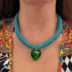 green heart neckalce, glass heart pendant neckalce, trendy jewllery brand , greek designers , handmade jewelery, y2k 90s style jewllery